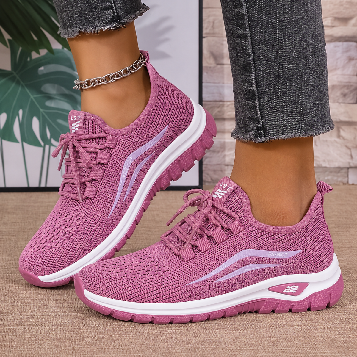 Alice - Women's Orthopedic Lace-Up Sneakers with Cushioned Sole