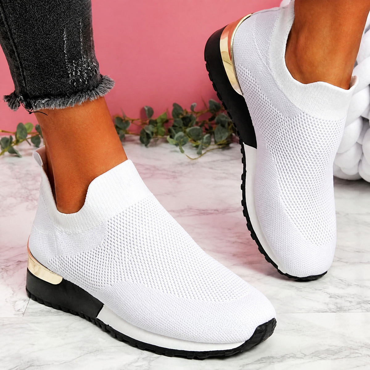Alice - Women's Orthopedic Slip-On Sneakers with Cushioned Sole - Sneakers - White - Parker&Brooks