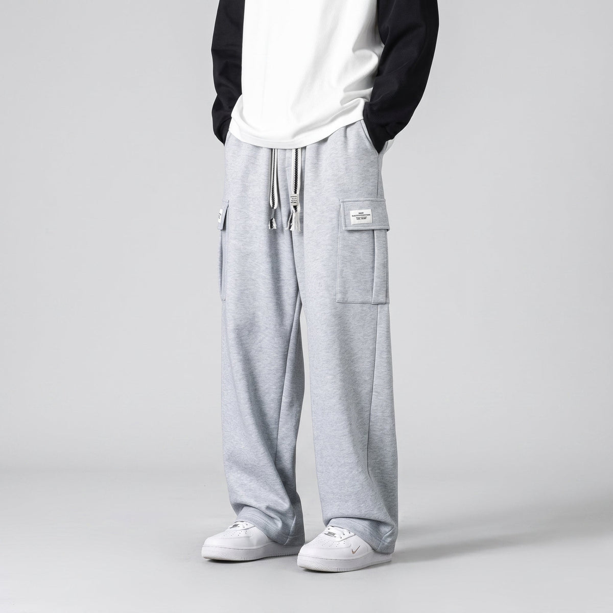 Charlie - Men's Wide-Leg Cargo Jogger Pants with Pocket Detail - Jogger - Light Gray - Parker&Brooks