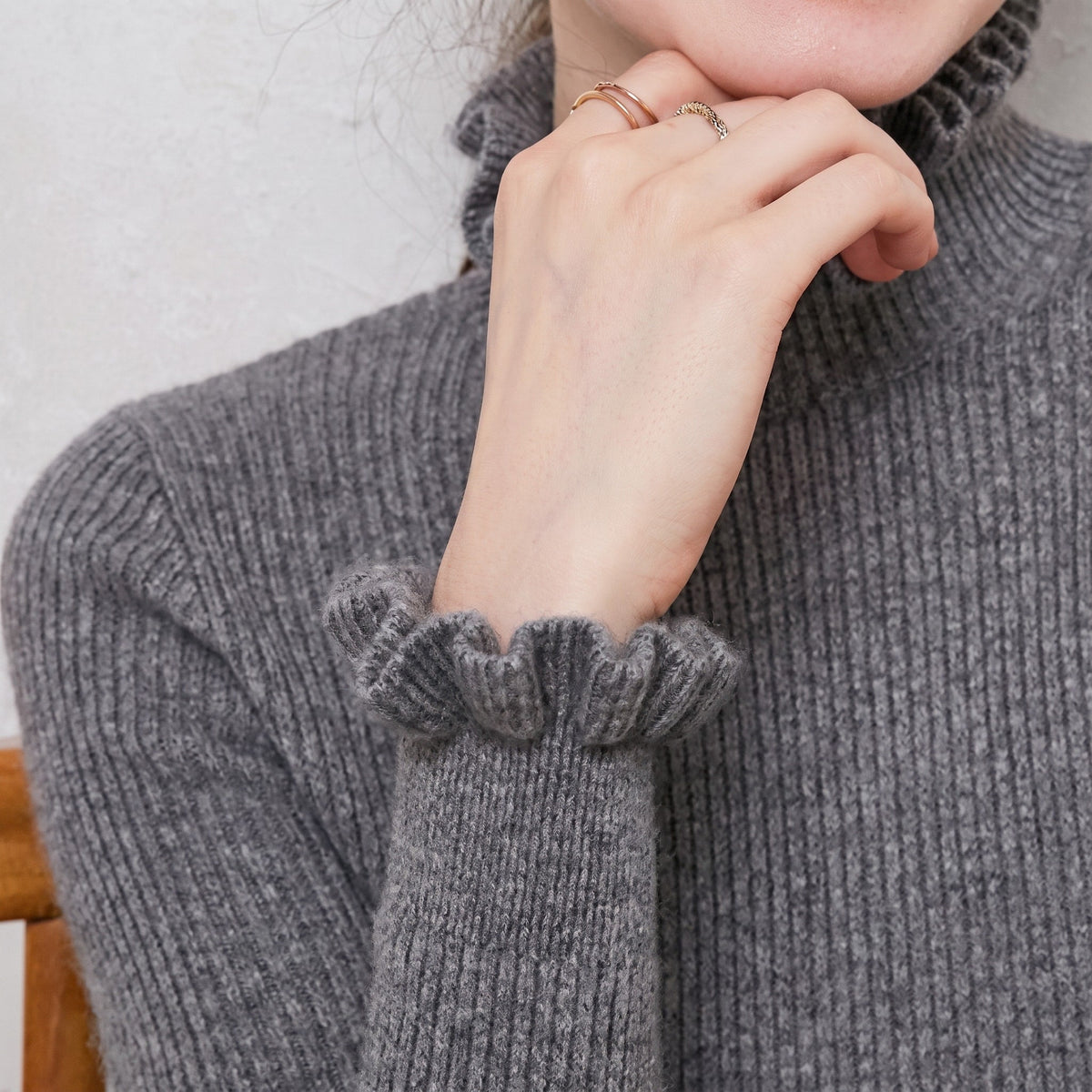 Chloe - Women's Ruffle Turtleneck Ribbed Knit Sweater with Long Sleeves - Sweater - Gray - Sarvento