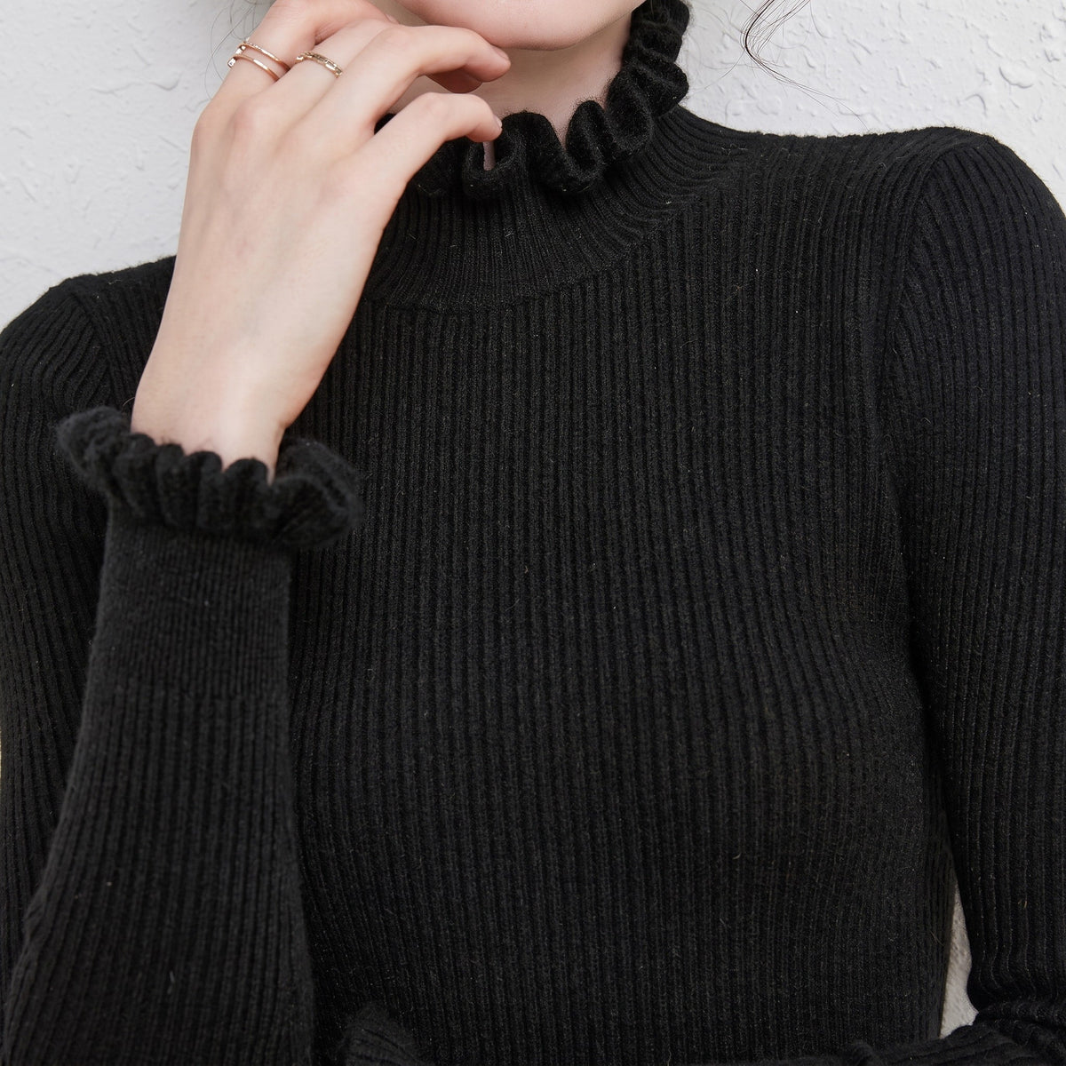 Chloe - Women's Ruffle Turtleneck Ribbed Knit Sweater with Long Sleeves - Sweater - Black - Sarvento