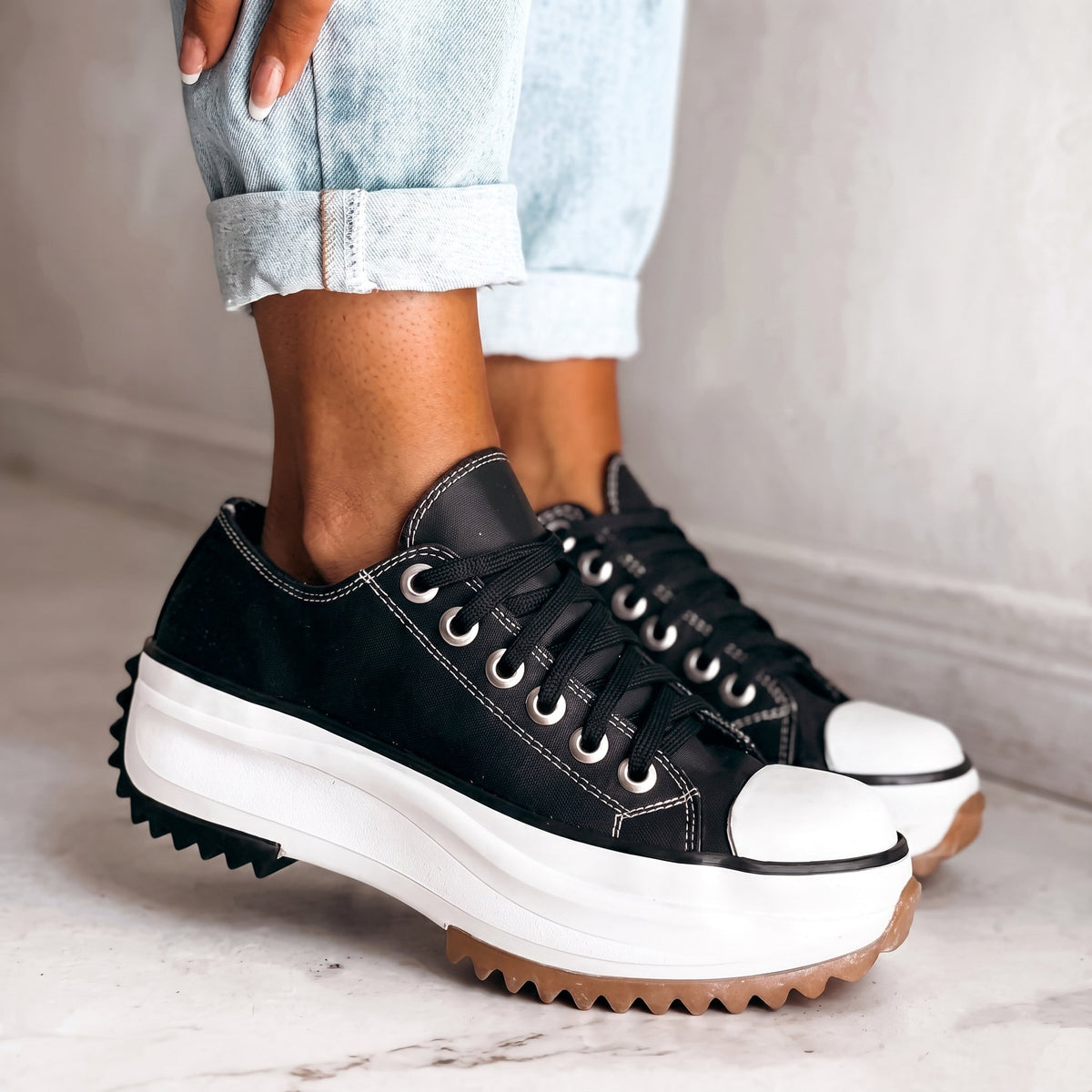 Colette - Women's Orthopedic Platform Sneakers with Lace-Up Front - Sneakers - Black - Parker&Brooks