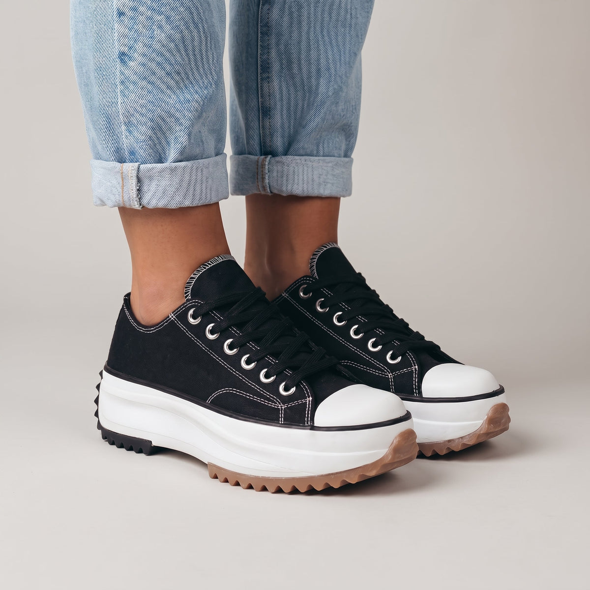 Colette - Women's Orthopedic Platform Sneakers with Lace-Up Front - Sneakers - Black - Parker&Brooks