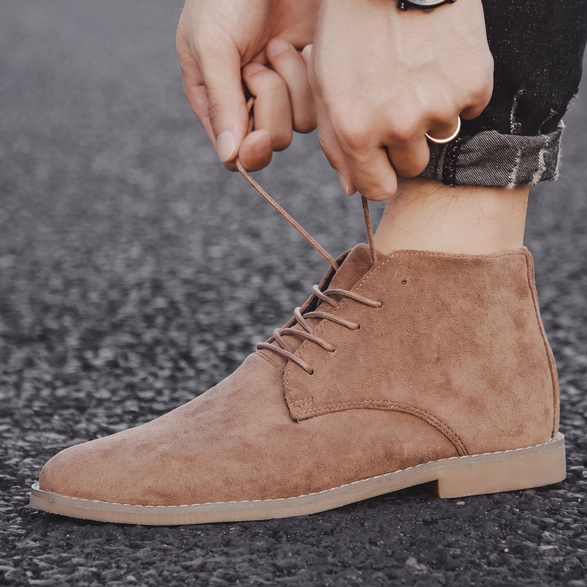 James - Men's Lace-Up Suede-Look Chukka Boots - Boots - Brown - Parker&Brooks