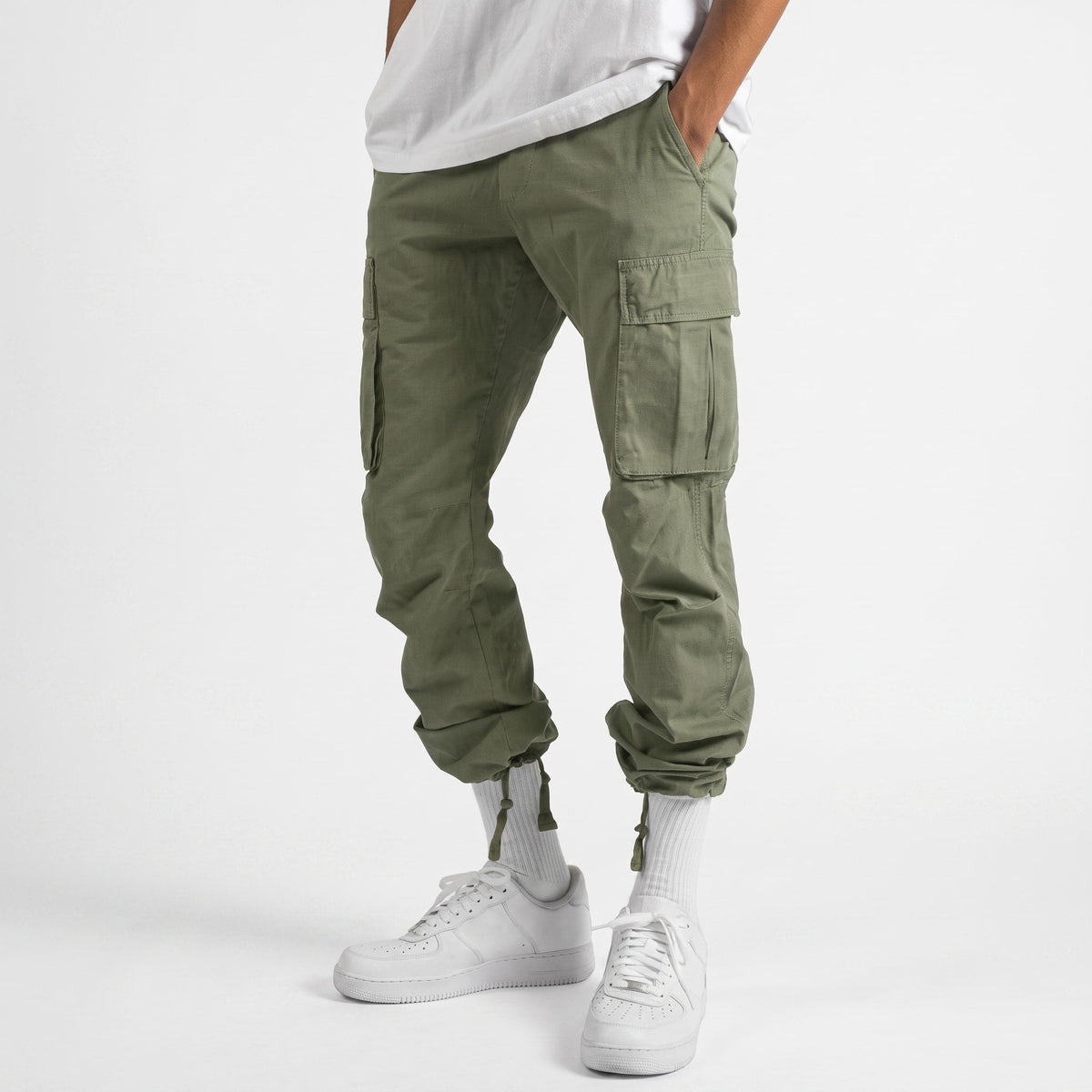Marcus - Men's Cargo Trousers with Cuffed Hem - Cargo Pants - Beige - Parker&Brooks