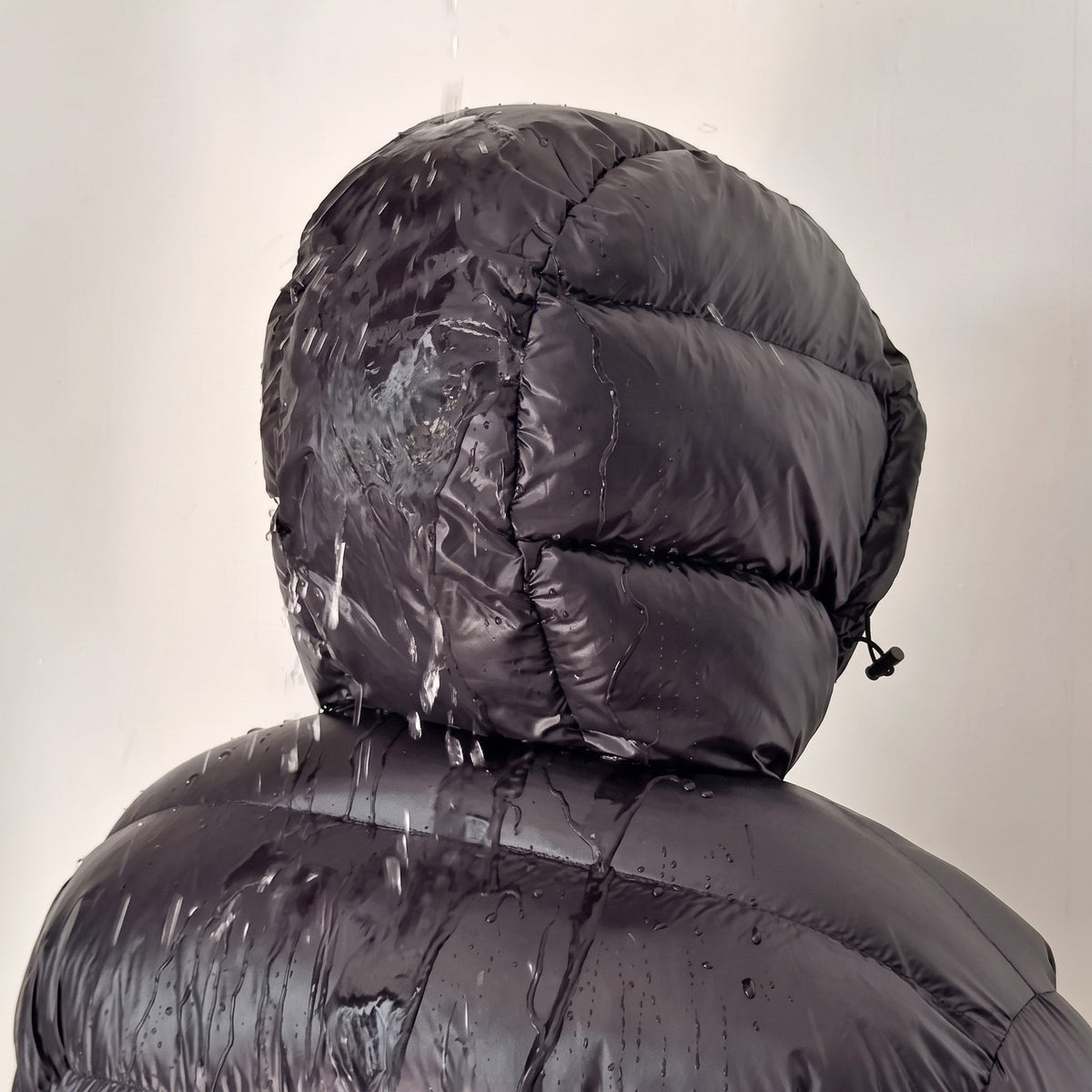 Marcus – Men’s Oversized Cropped Hooded Puffer Jacket - Puffer Jackets - Black - Sarvento