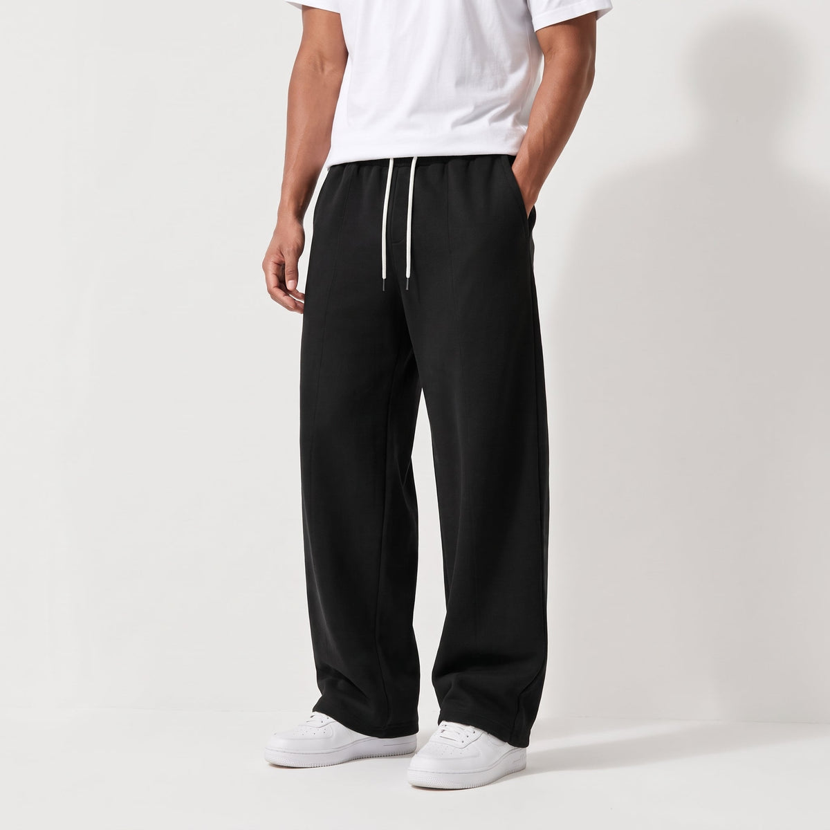 Marcus – Men’s Relaxed Wide-Leg Fleece Drawstring Sweatpants - Sweatpants - Black - Sarvento