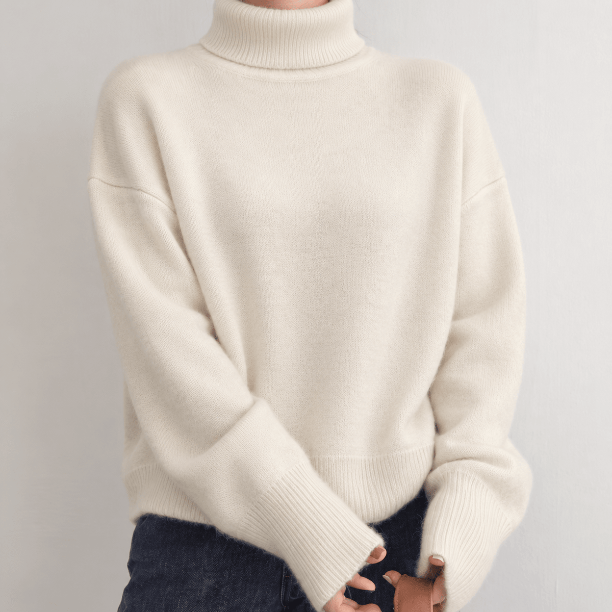 Matilda - Women's Turtleneck Oversized Ribbed Knit Sweater - Sweaters - Beige - Sarvento