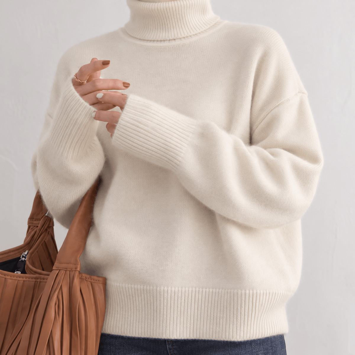 Matilda - Women's Turtleneck Oversized Ribbed Knit Sweater - Sweaters - Beige - Sarvento