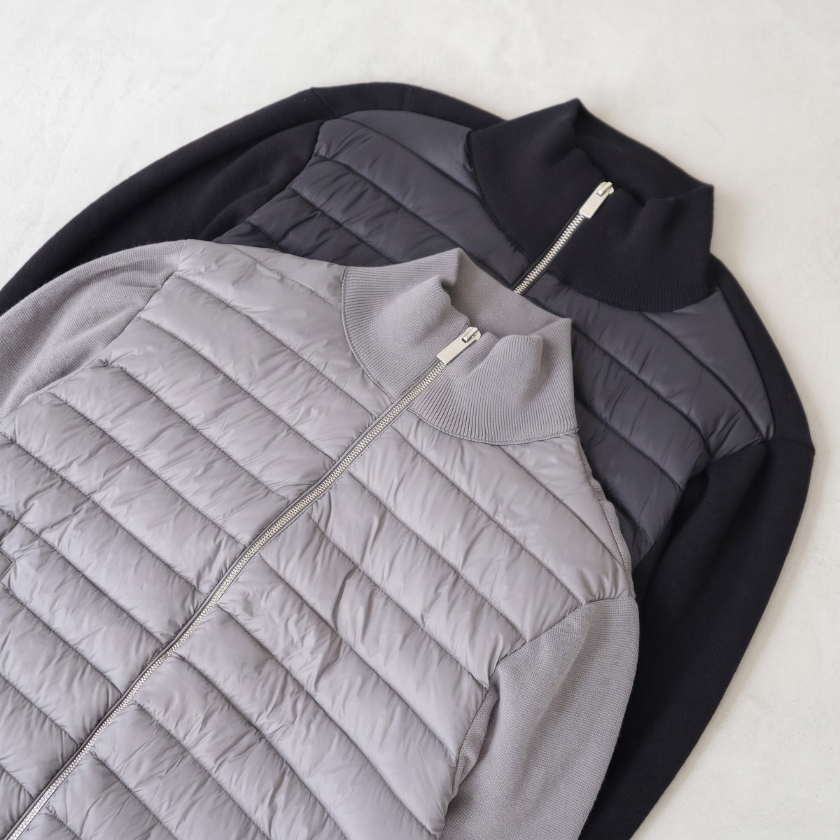 Oliver - Men's Knitted Sleeves Quilted Puffer Jacket - Puffer Jackets - Gray - Sarvento