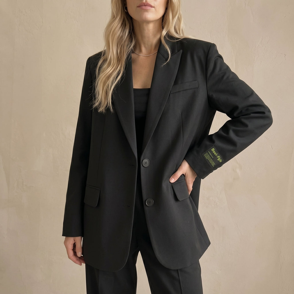 Sophie - Women's Oversized Double-Breasted Blazer with Notched Lapel - Blazers - Black - Parker&Brooks