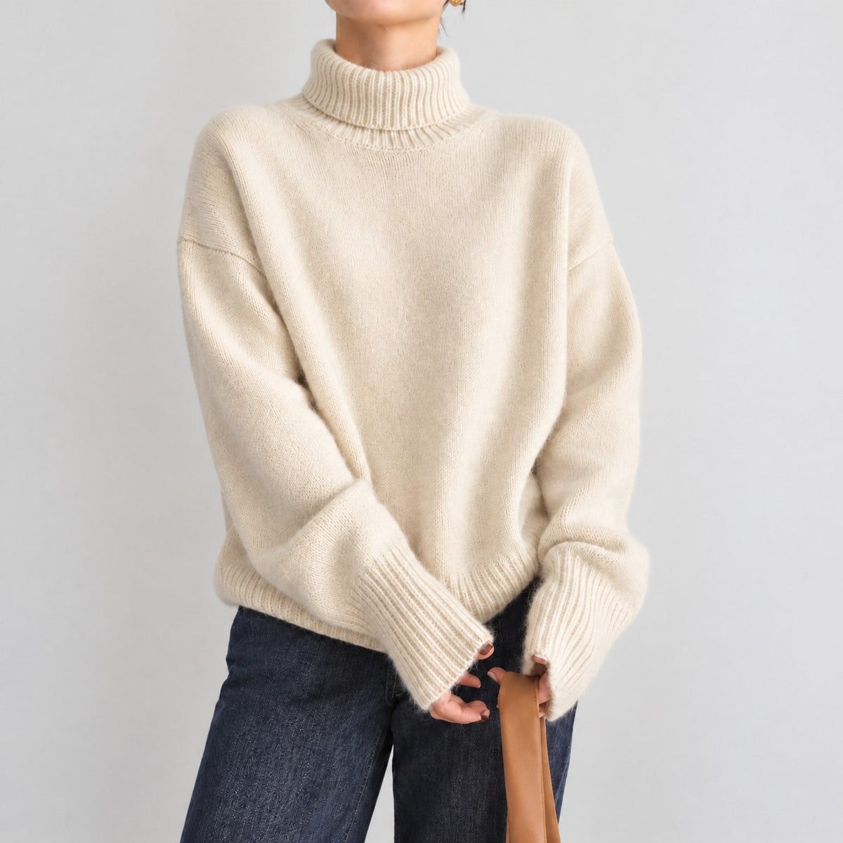 Sophie - Women's Oversized Fit Turtleneck Sweater with Ribbed Cuffs - Sweaters - Beige - Parker&Brooks