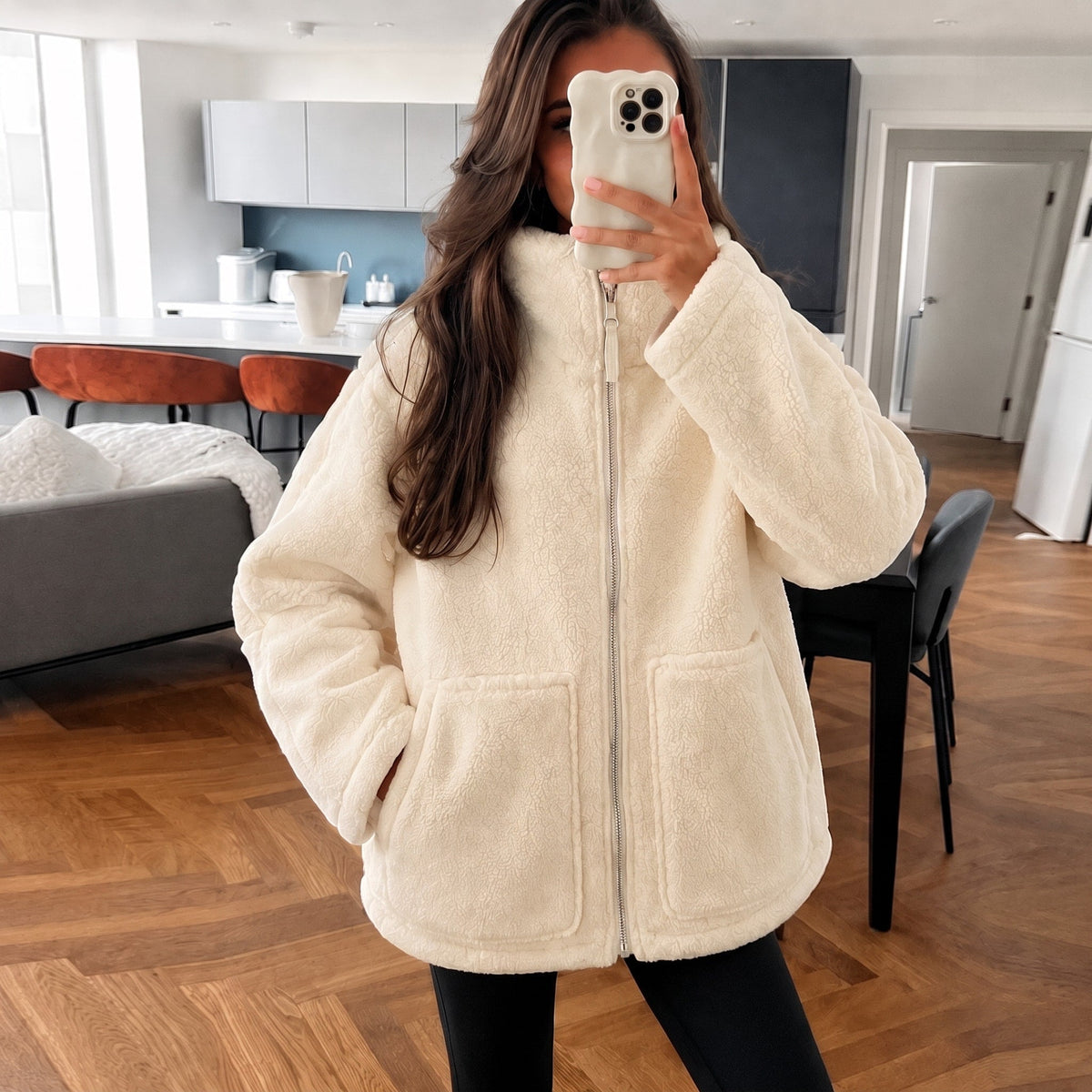 Sophie - Women's Oversized Sherpa Jacket with High Collar - Coats & Jackets - Beige - Parker&Brooks
