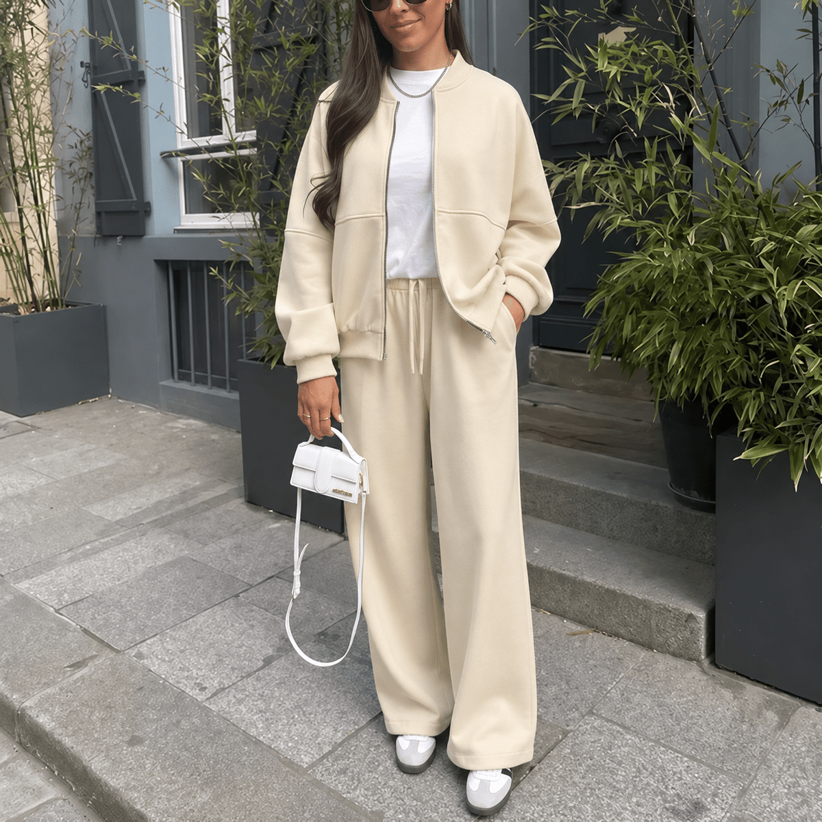 Sophie - Women's Relaxed Zip-Up Sweater Wide-Leg Jogger Tracksuit Set - Loungewear Sets - Beige - Sarvento