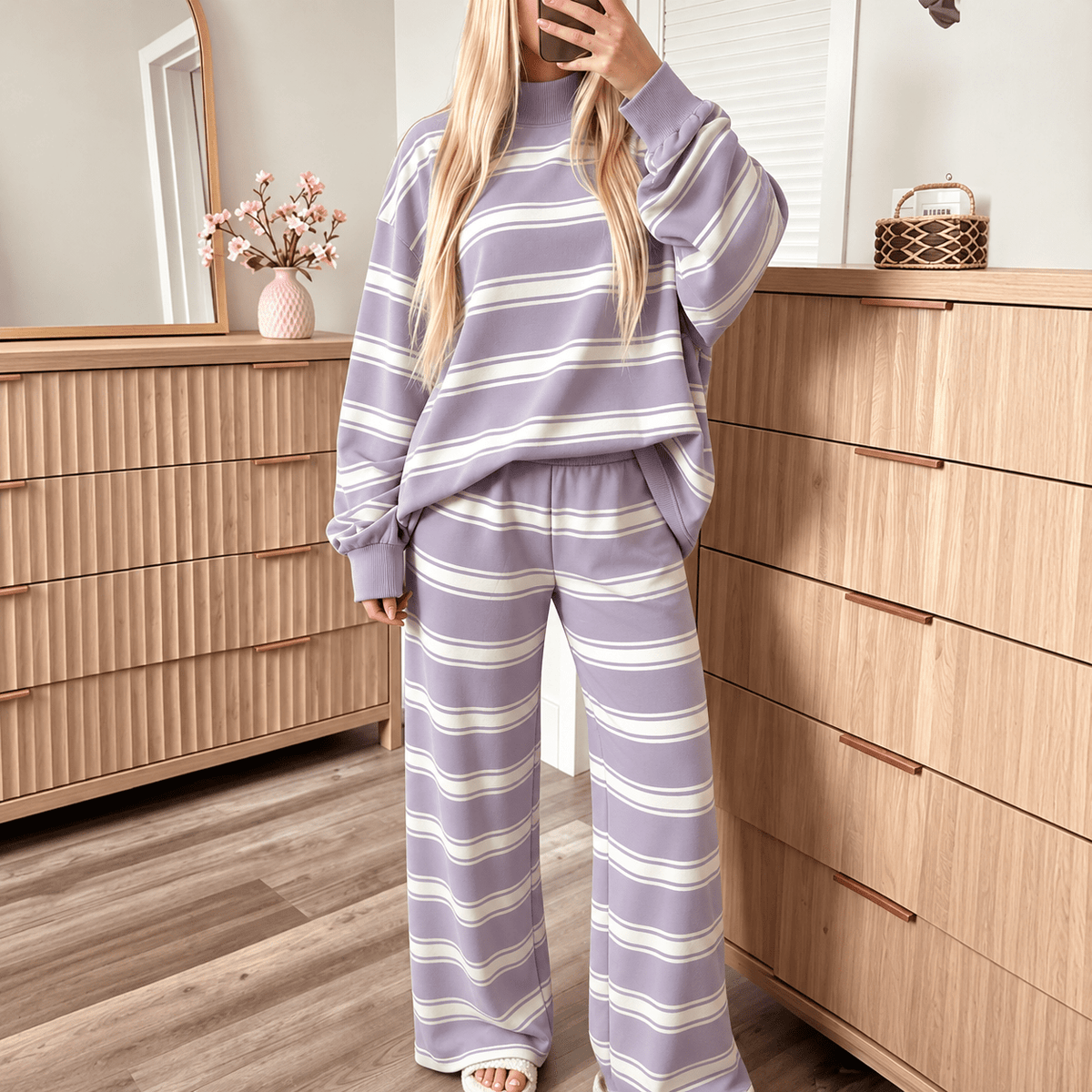 Sophie – Women’s Striped Mock Neck Lounge Set with Wide-Leg Pants - Loungewear Sets - Purple - Sarvento