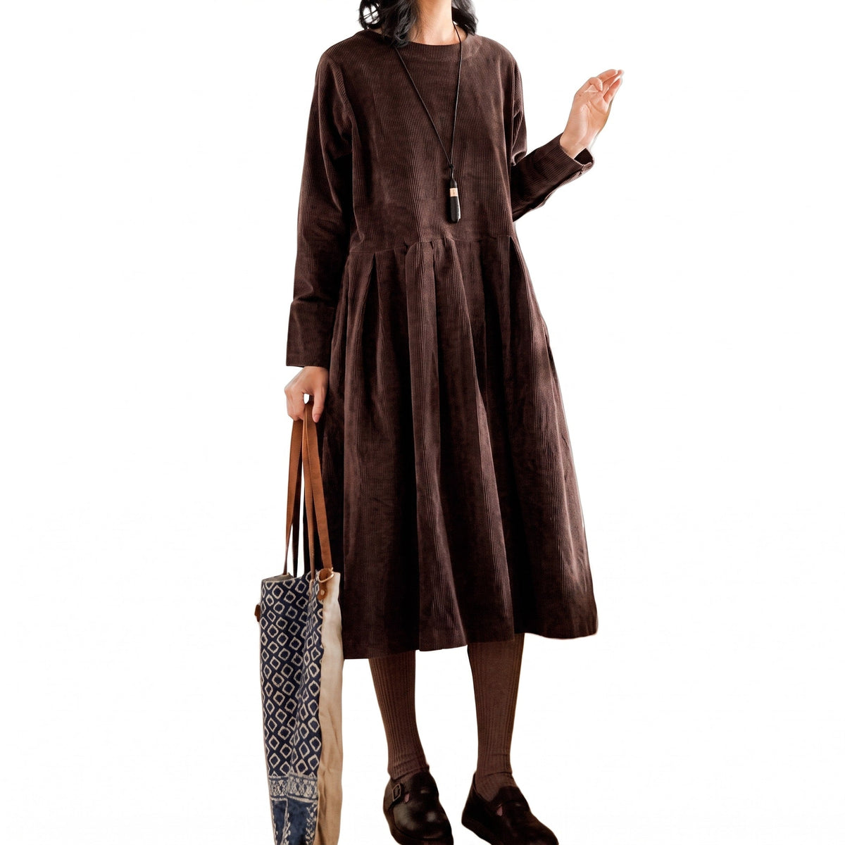 Zoe - Women's Relaxed Fit Long Sleeve Pleated Midi Dress with Round Neck - Dresses - Brown - Parker&Brooks