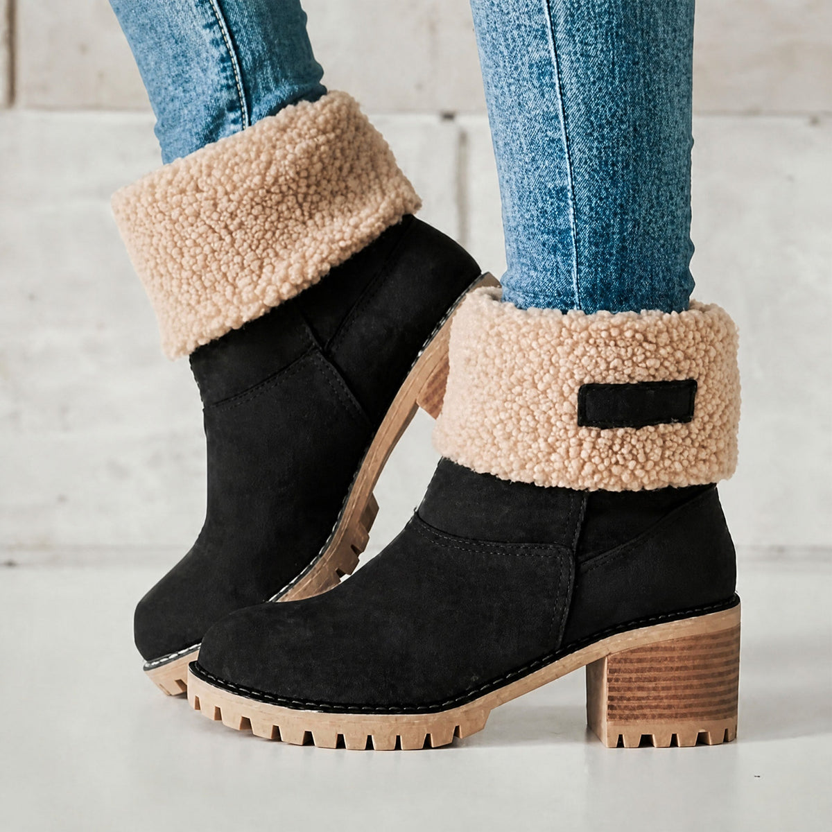 Amelia - Women's Fur-Lined Mid-Calf Snow Boots with Block Heel - Boots - Black - Sarvento