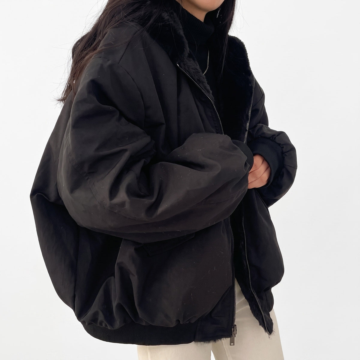 Caitlin - Women's Hooded Puffer Jacket with Zip Closure - Puffer Jacket - Black - Parker&Brooks