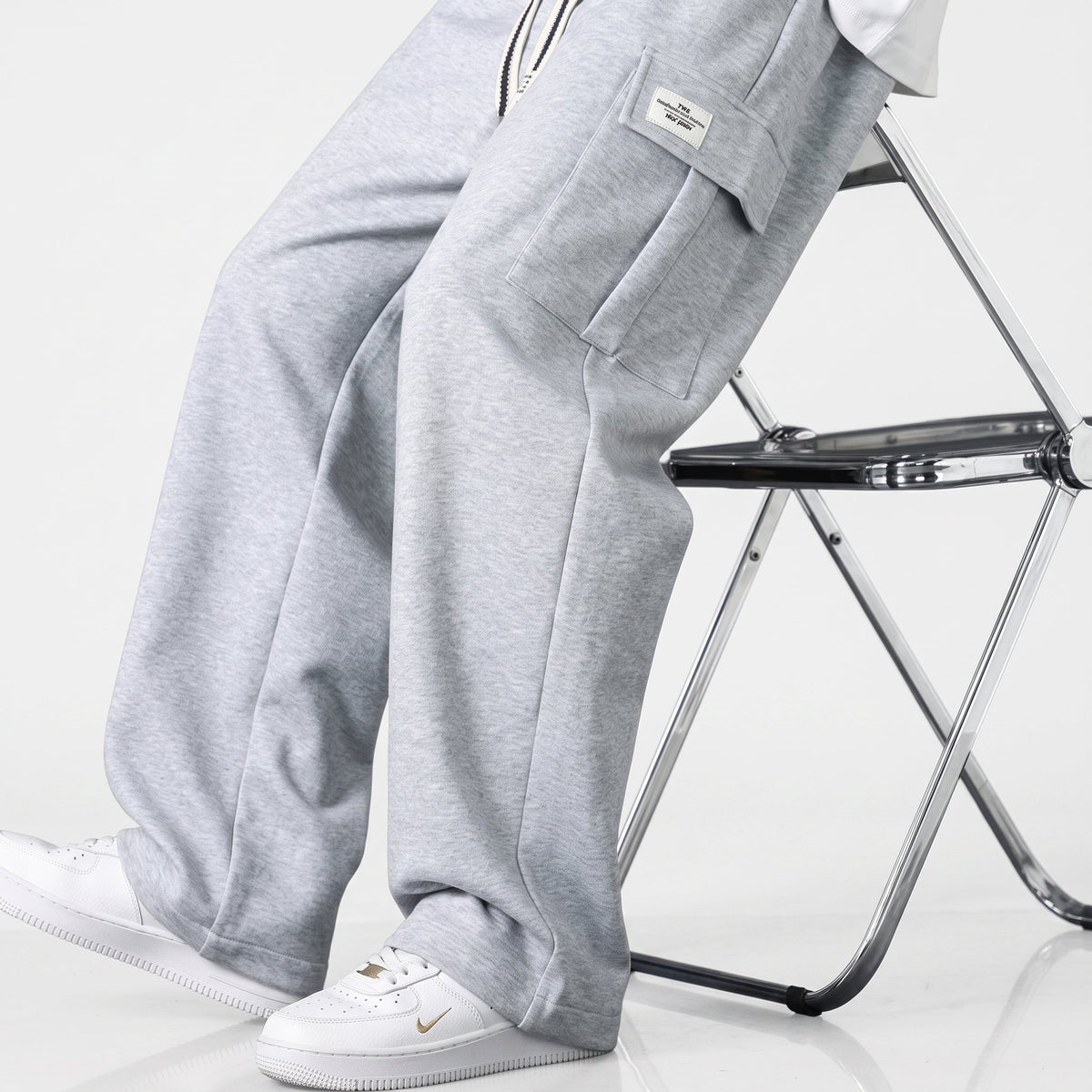 Charlie - Men's Wide-Leg Cargo Jogger Pants with Pocket Detail - Jogger - Light Gray - Parker&Brooks