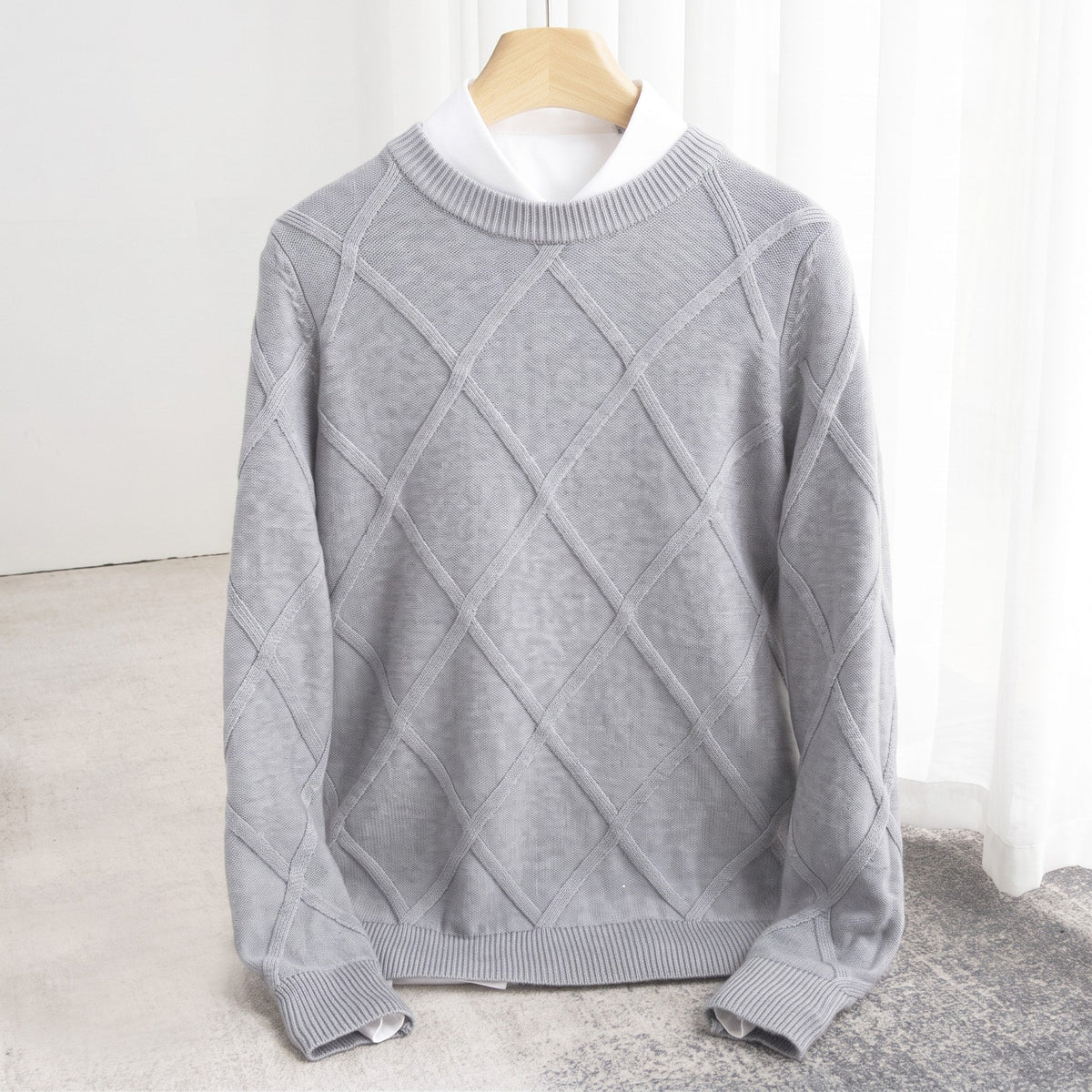 Charlotte – Women’s Relaxed Fit Crewneck Sweater with Argyle Knit - Sweaters - Gray - Sarvento