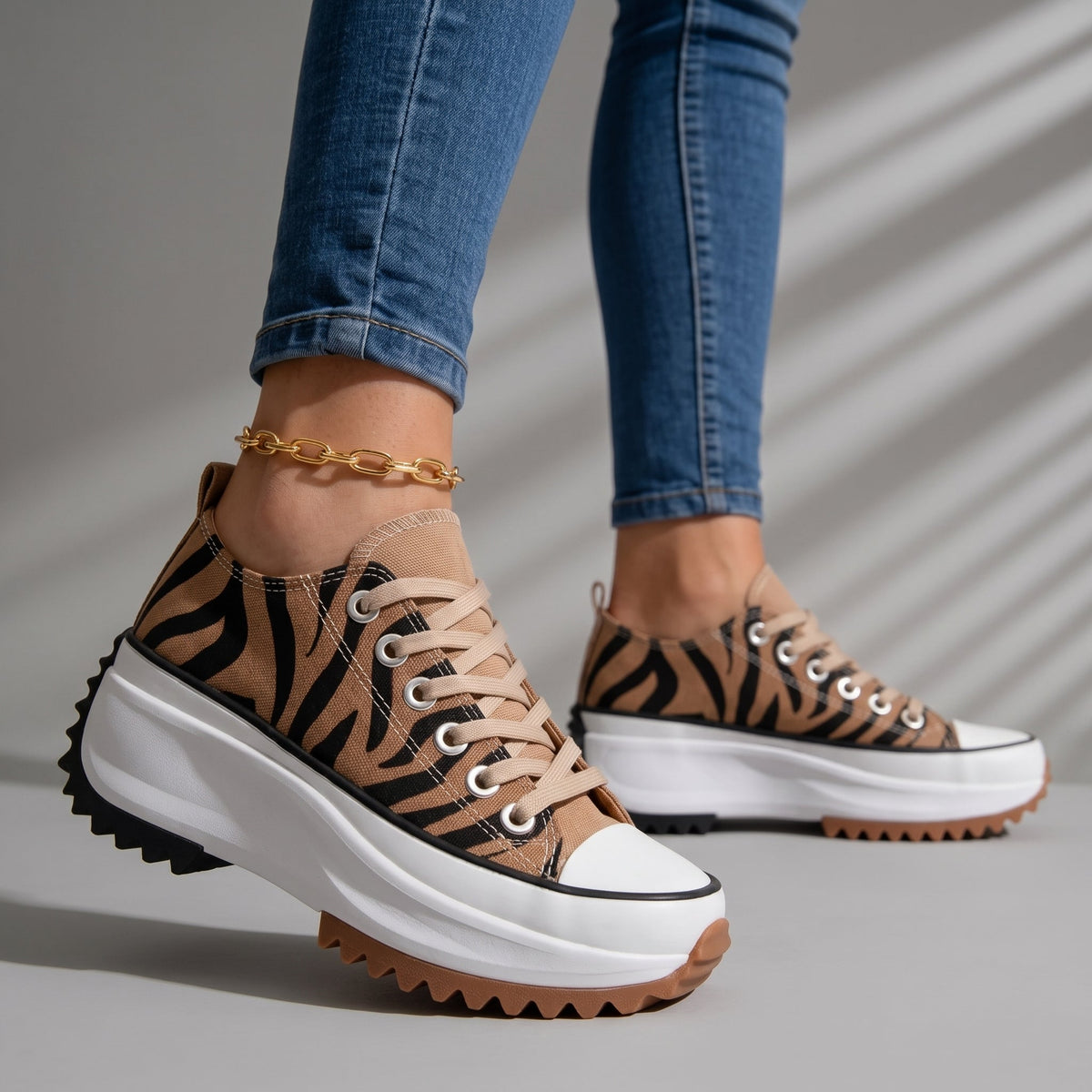 Colette - Women's Orthopedic Platform Sneakers with Lace-Up Front - Sneakers - Brown - Parker&Brooks