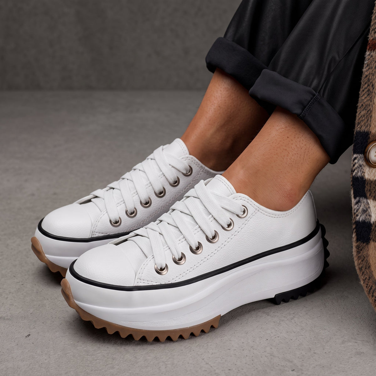 Colette - Women's Orthopedic Platform Sneakers with Lace-Up Front - Sneakers - White - Parker&Brooks
