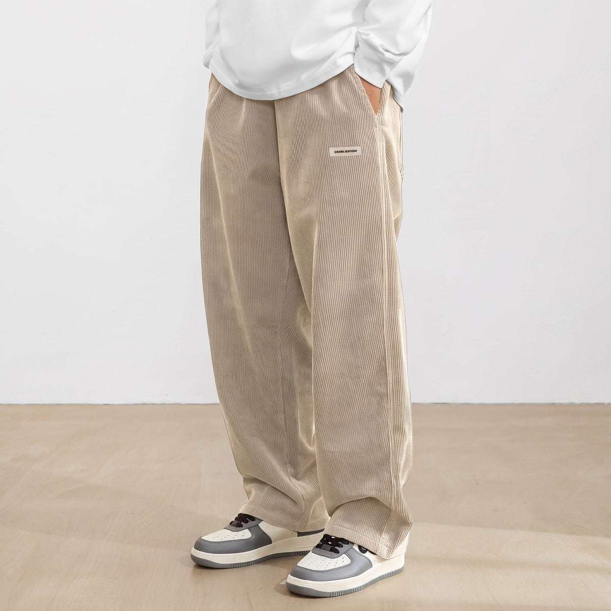 Emil - Men's Wide-Leg Corduroy Trousers with Relaxed Fit - Trousers - Beige - Parker&Brooks