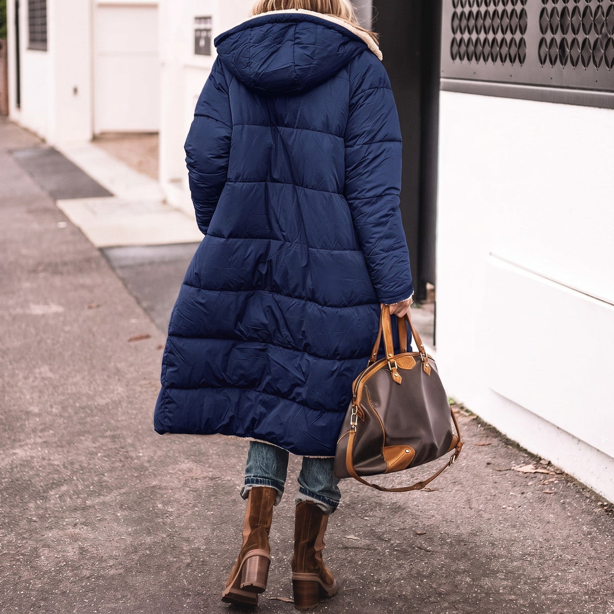 Isla - Women's Longline Puffer Coat with Shawl Collar and Contrast Lining - Coats & Jackets - Navy Blue - Sarvento