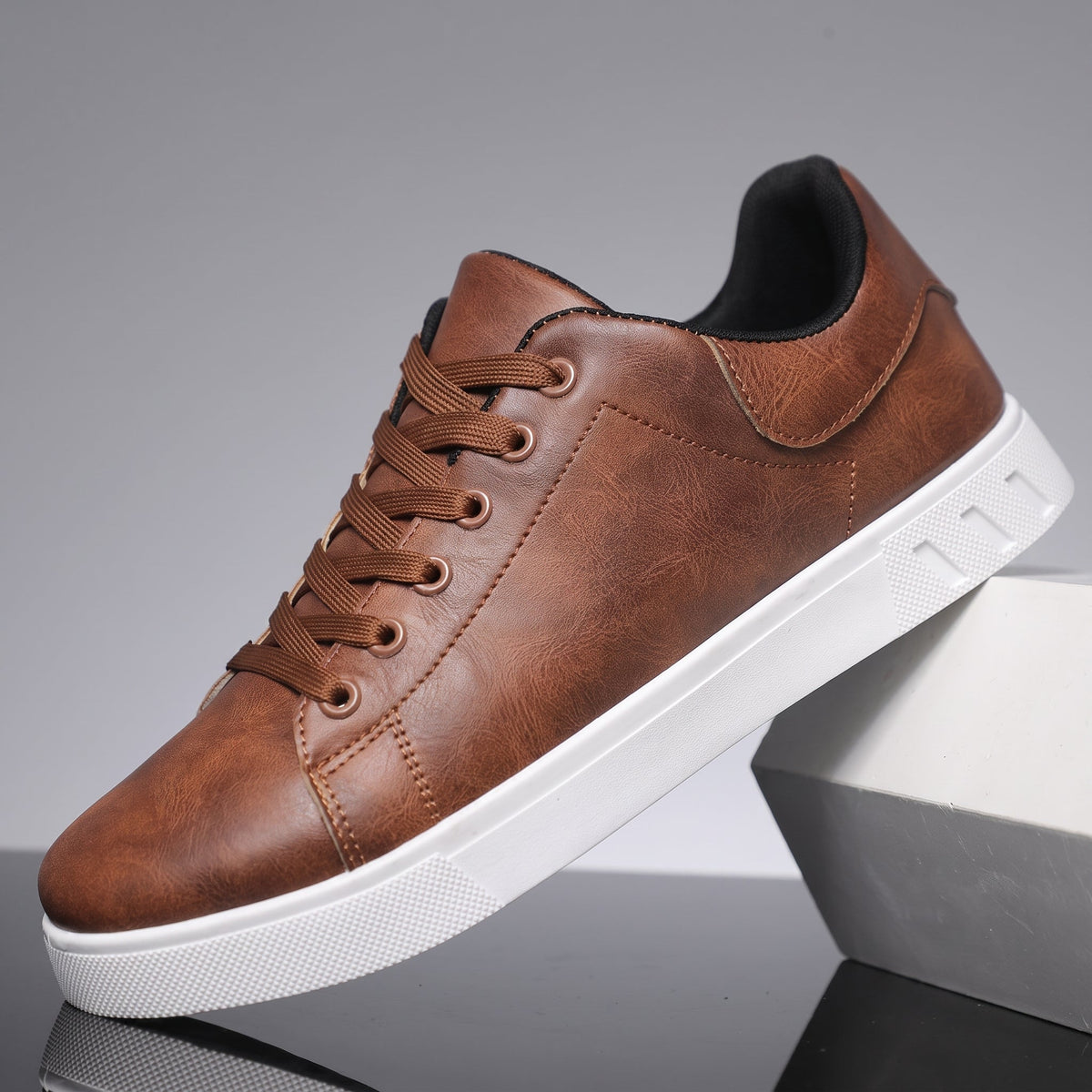 James - Men's Classic Low-Top Lace-Up Sneaker - Sneakers - Brown - Parker&Brooks