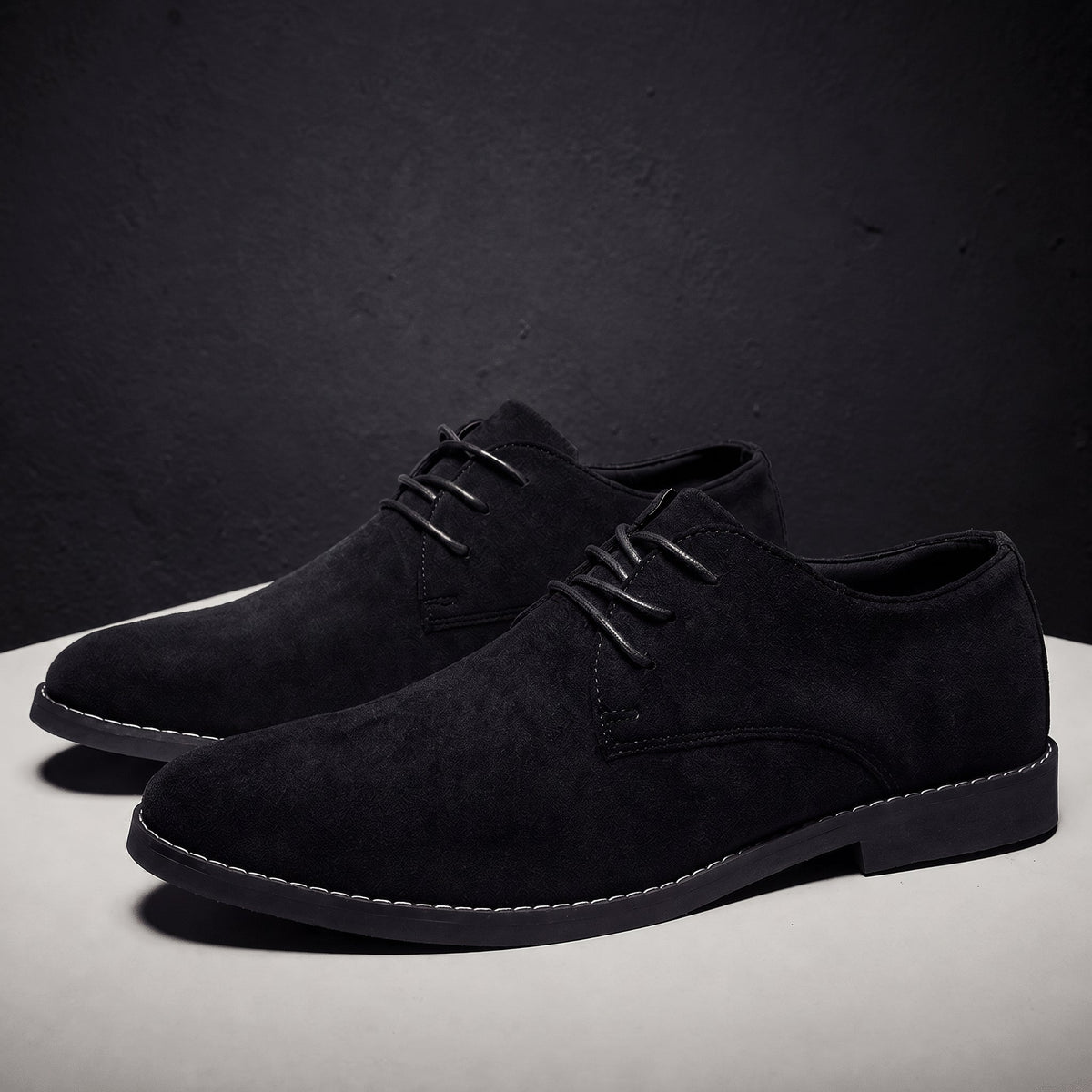 James - Men's Lace-Up Pointed Toe Oxford Shoes with Stitched Detail - Flats - Black - Parker&Brooks