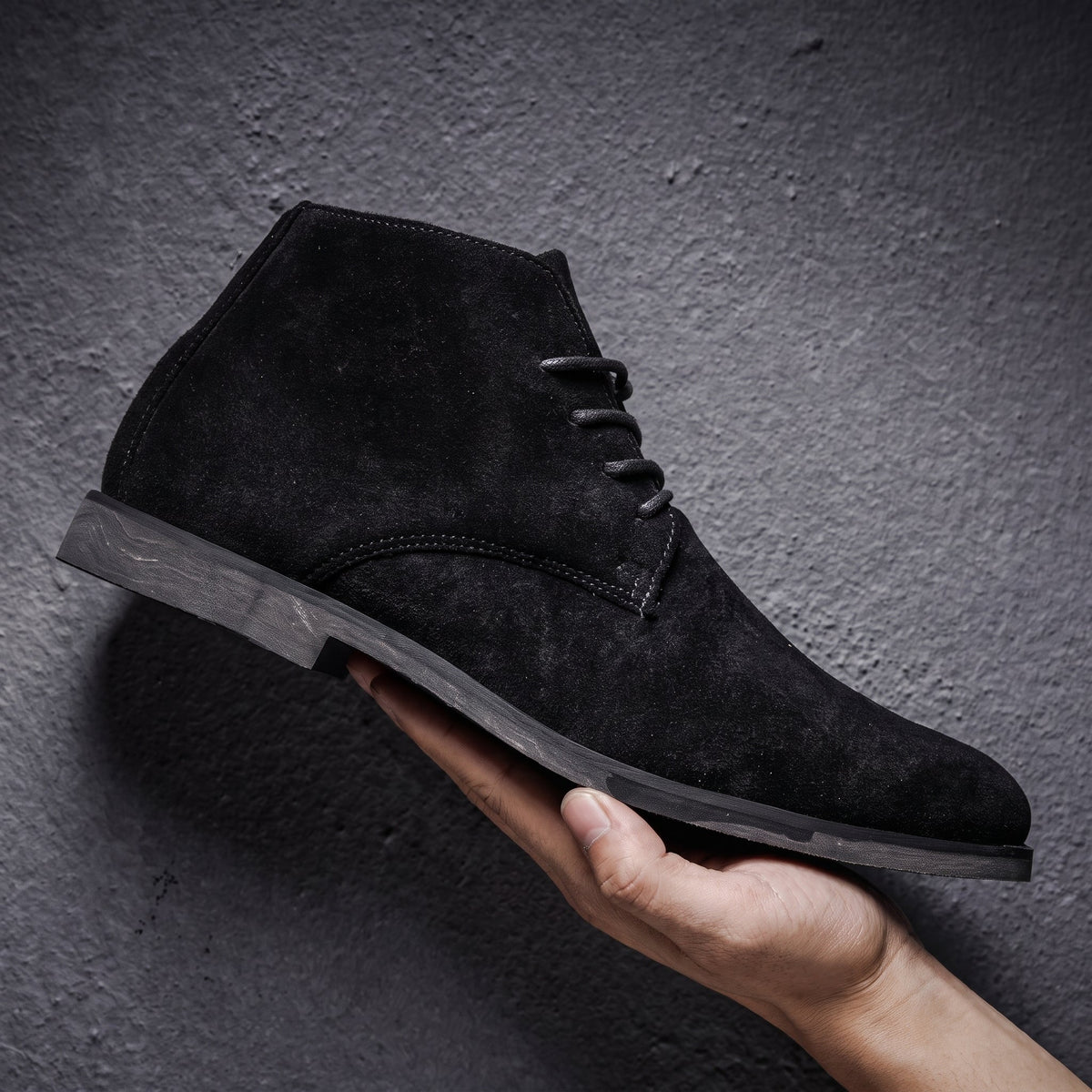 James - Men's Lace-Up Suede-Look Chukka Boots - Boots - Black - Parker&Brooks