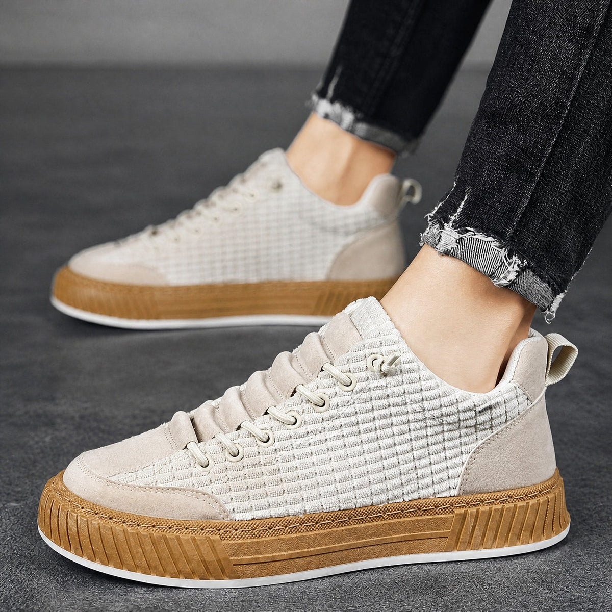 Jonas - Men's Orthopedic Quilted Low-Top Lace-Up Sneakers - Sneakers - White - Parker&Brooks
