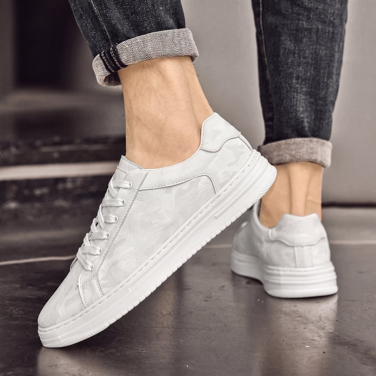 Jonas - Men's Textured Low-Top Lace-Up Sneakers - Sneakers - White - Parker&Brooks