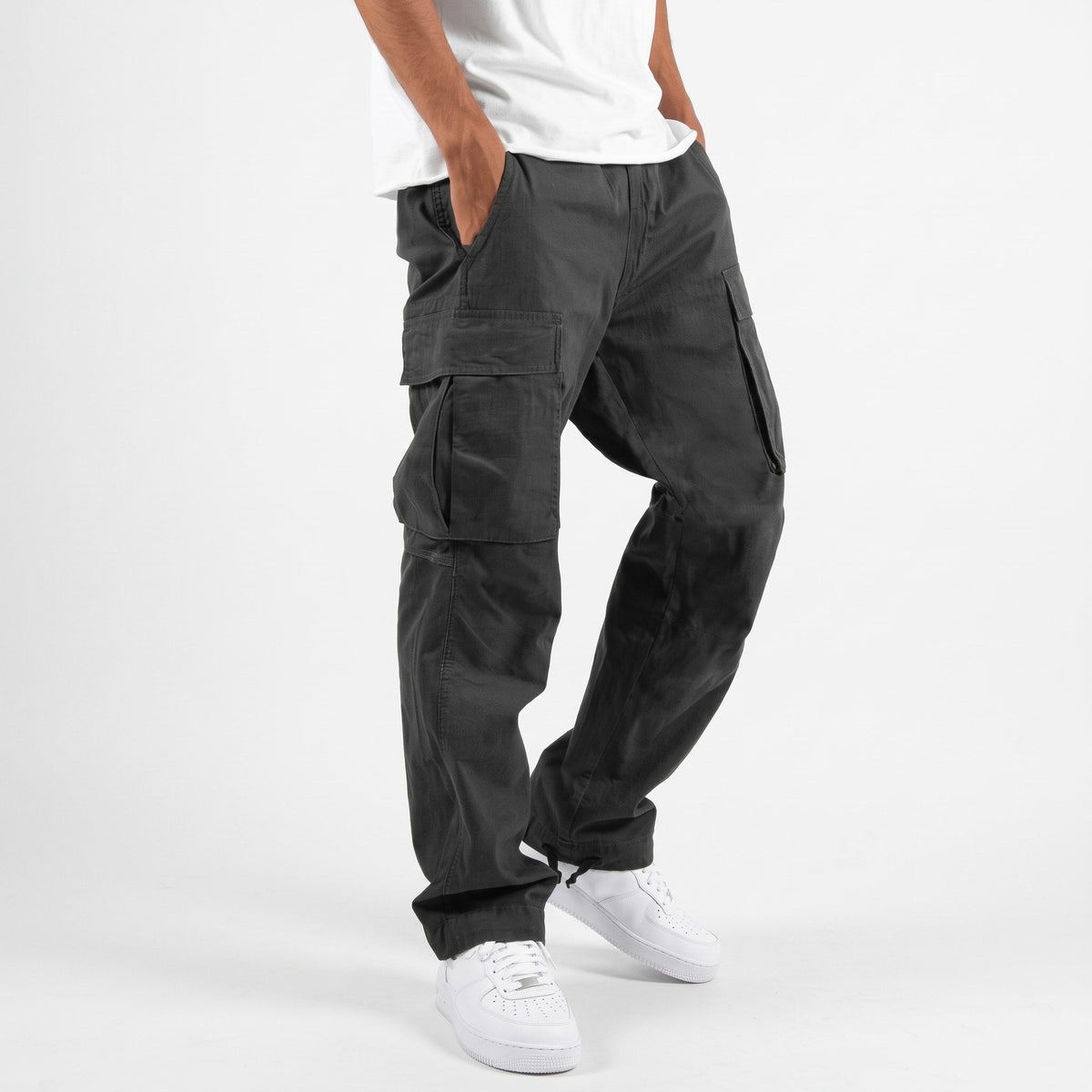 Marcus - Men's Relaxed Fit Multi-Pocket Cargo Pants with Drawstring Hem - Cargo Pants - Black - Sarvento
