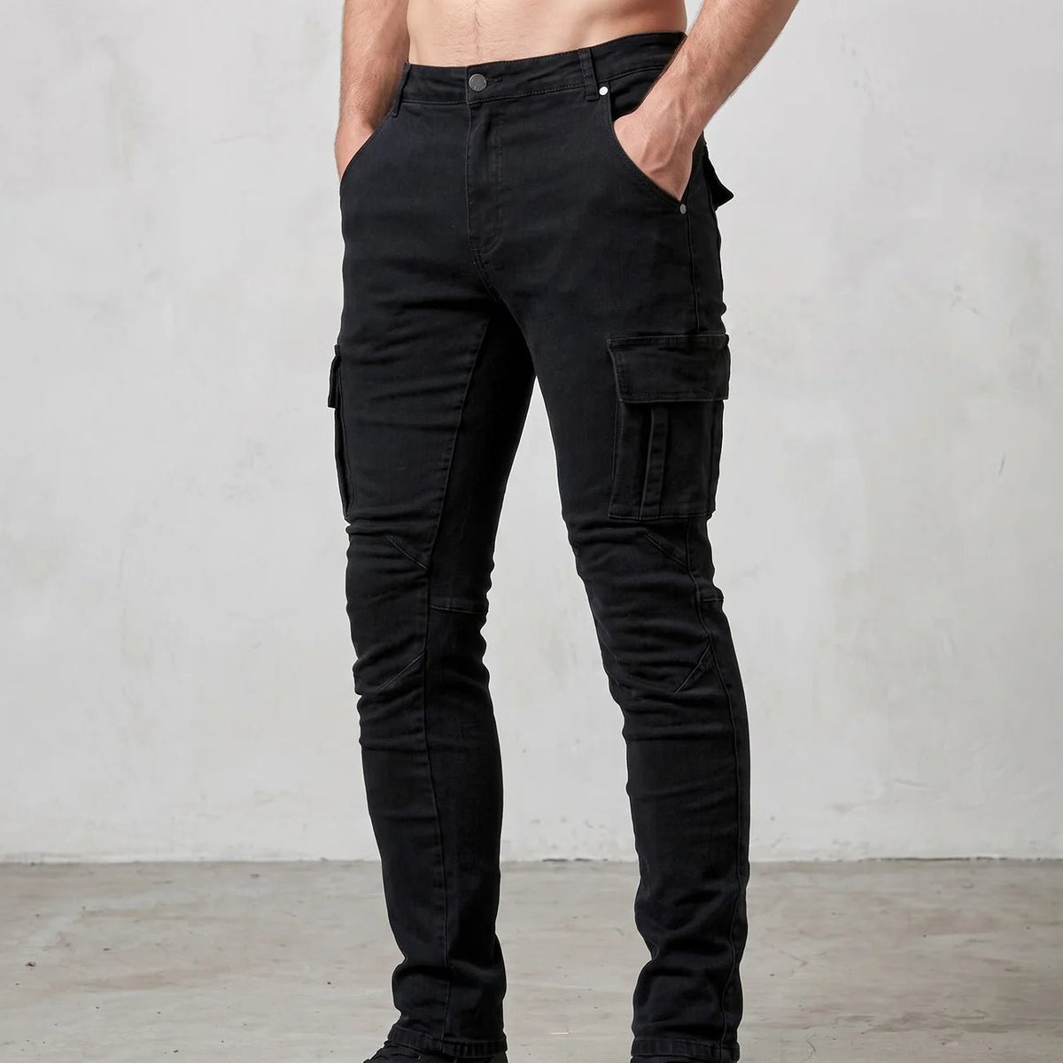 Marcus - Men's Slim Fit Cargo Jeans with Multiple Pockets - Jeans - Black - Parker&Brooks