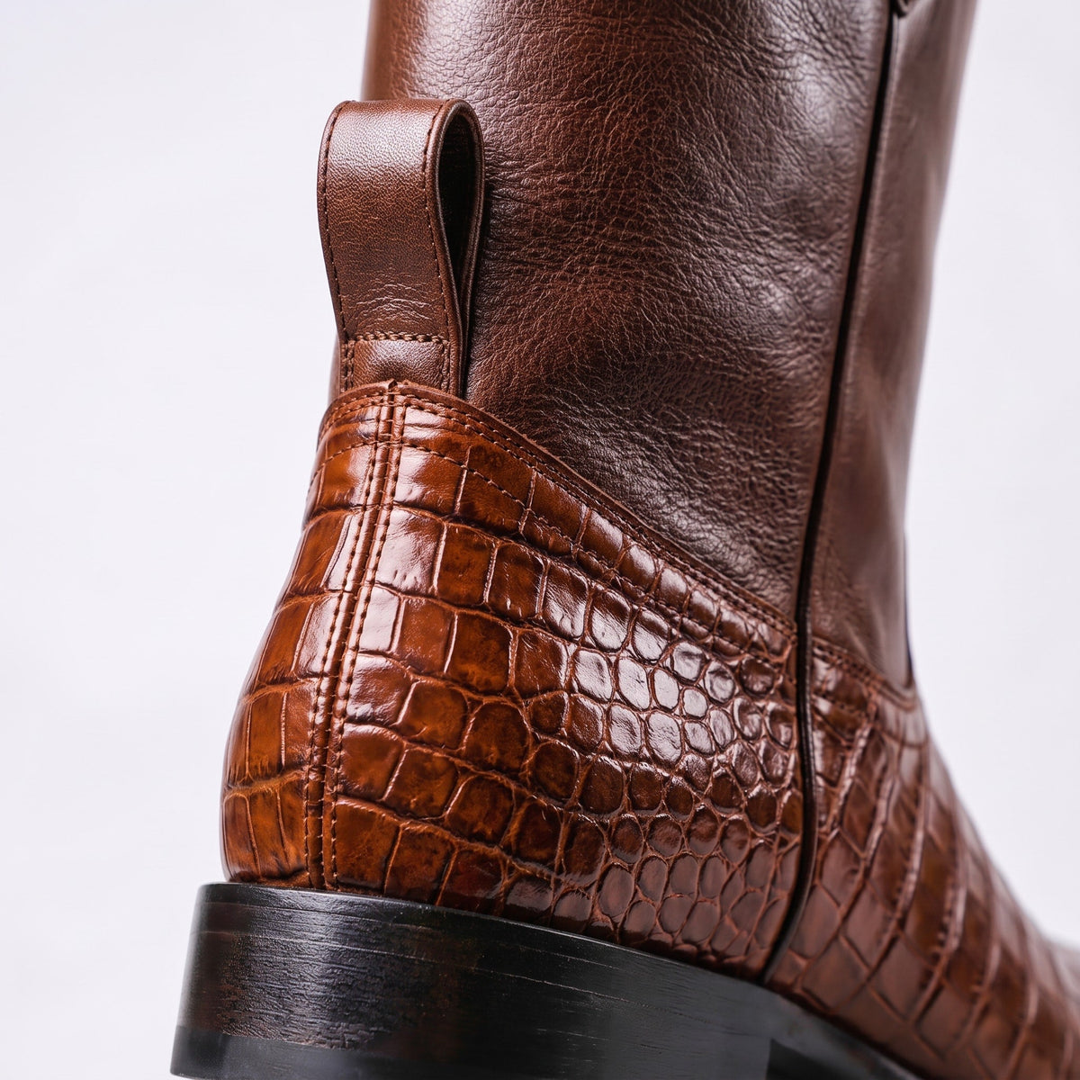 Marcus - Men's Western Cowboy Boots with Croc-Print Toe - Boots - Brown - Sarvento