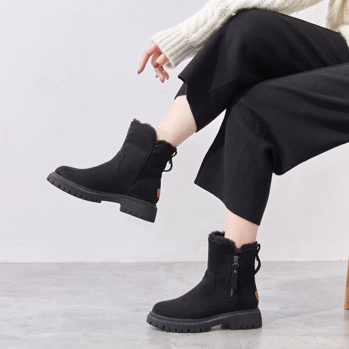 Margaret – Women’s Faux Fur Lined Zip-Up Ankle Boots - Boots - Black - Sarvento