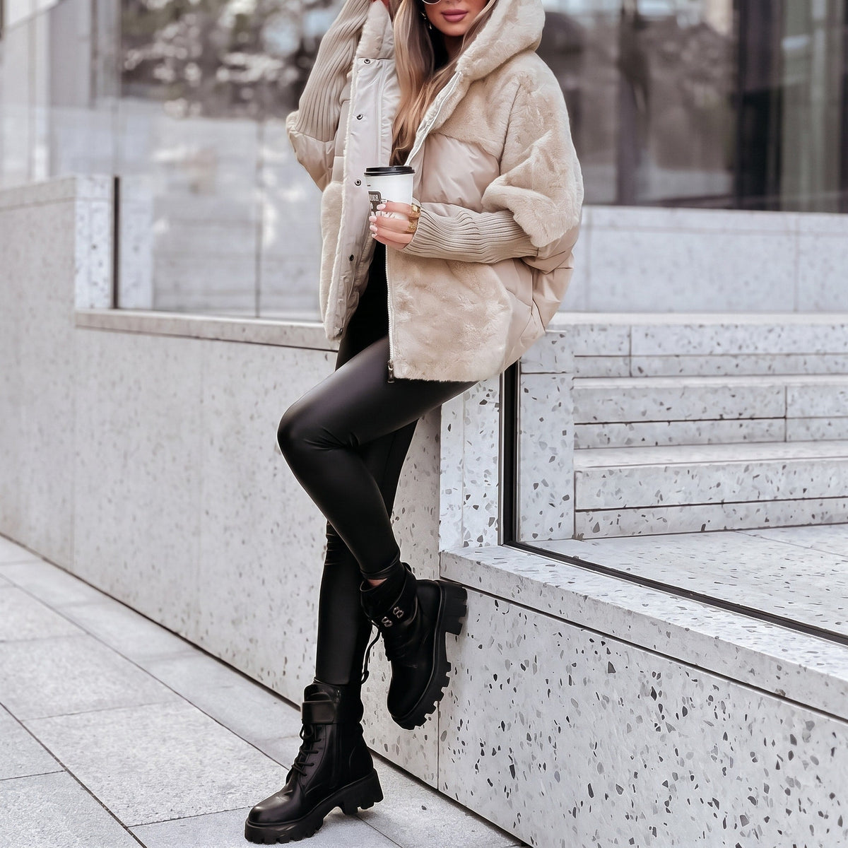 Sophie - Women's Hooded Puffer Jacket with Faux Fur Trim and Zip Closure - Puffer Jacket - Brown - Sarvento