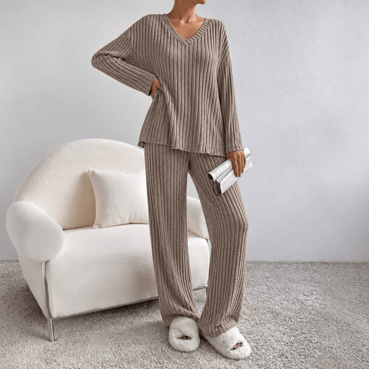 Sophie – Women’s Relaxed Fit V-Neck Ribbed Lounge Set with Wide-Leg Trousers - Loungewear Sets - Gray - Sarvento