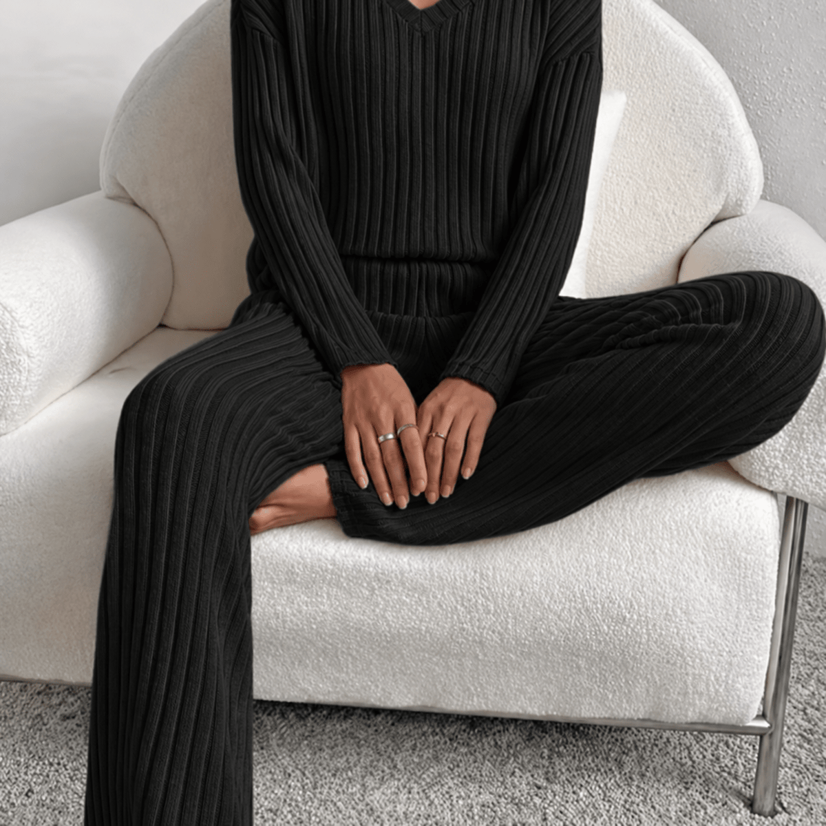 Sophie - Women's Ribbed V-Neck Sweater Wide-Leg Trouser Set - Loungewear Sets - Black - Sarvento