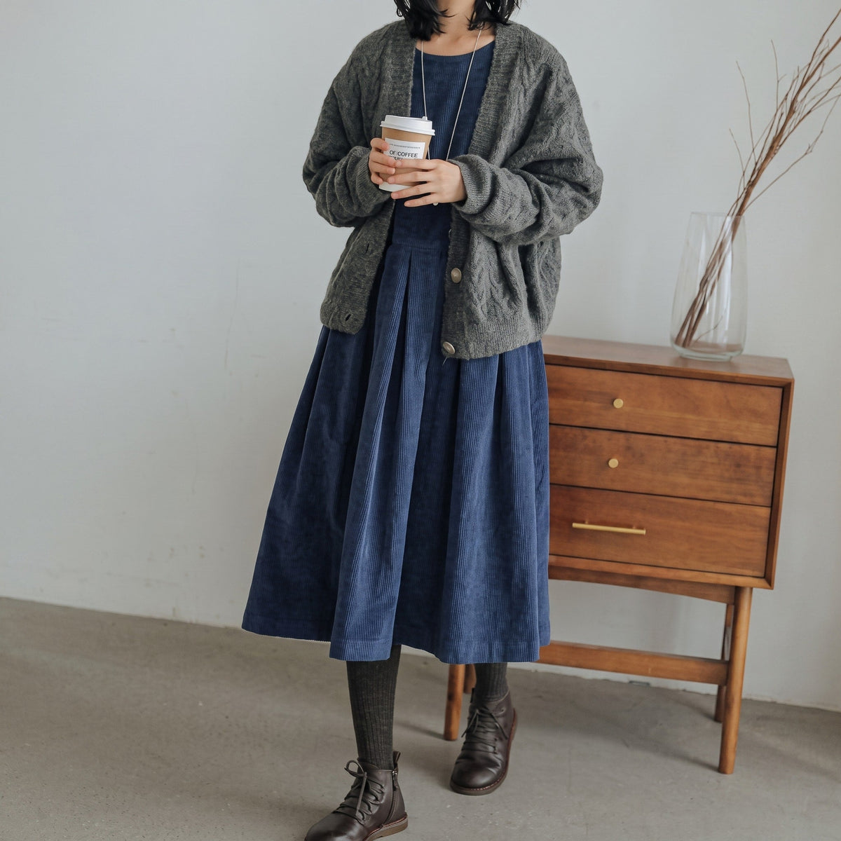 Zoe - Women's Relaxed Fit Long Sleeve Pleated Midi Dress with Round Neck - Dresses - Blue - Parker&Brooks